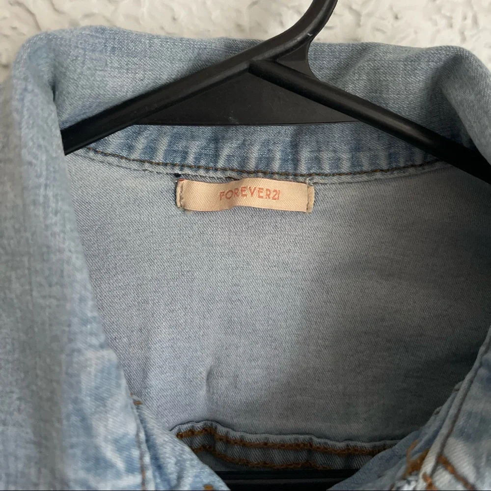 Forever 21 Jean jacket - Picture 2 of 3